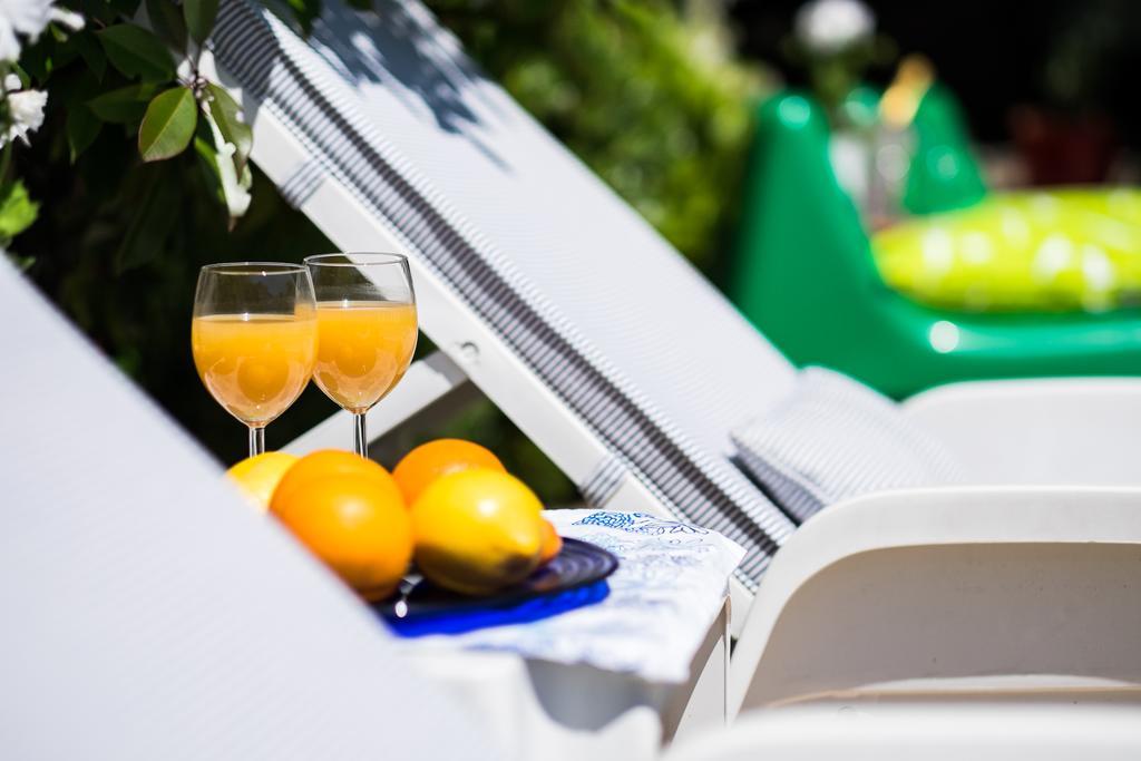 With Private Pool And Arbor Apartament Malinska